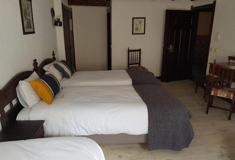 בית מלון כפרי Rainha Santa Isabel   óbidos History