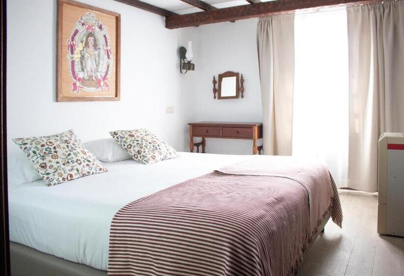 בית מלון כפרי Rainha Santa Isabel   óbidos History