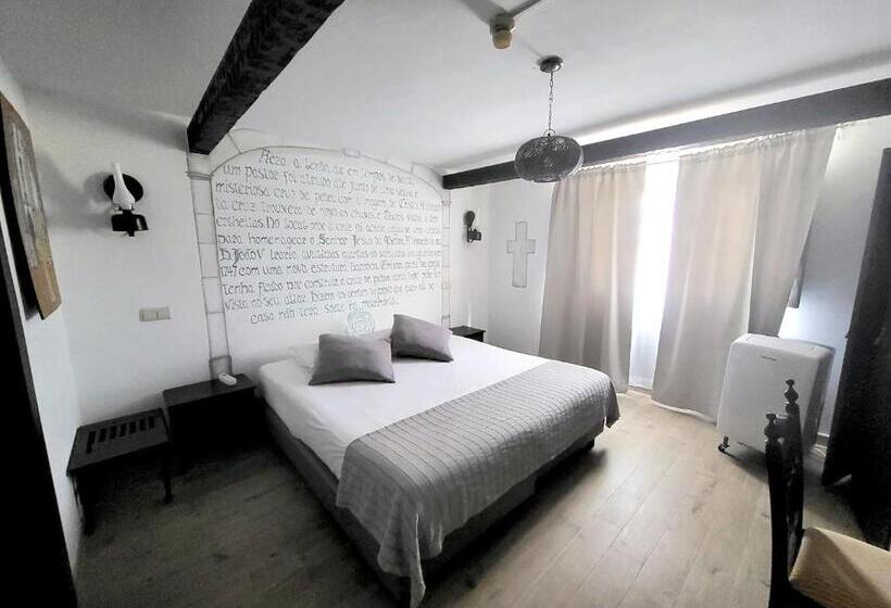 בית מלון כפרי Rainha Santa Isabel   óbidos History