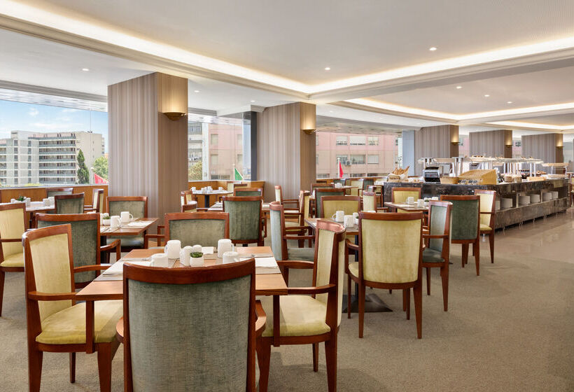 هتل Ramada By Wyndham Lisbon