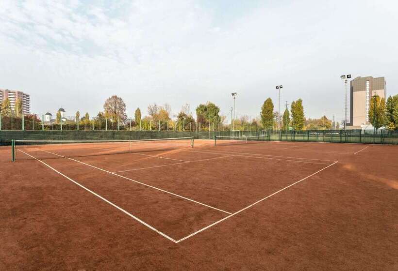 هتل Ramada Plaza By Wyndham Bucharest Convention Center