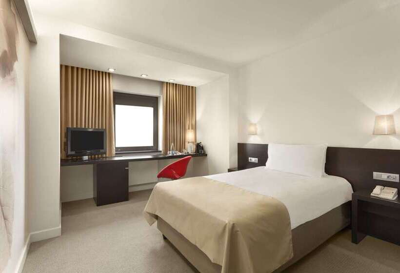هتل Ramada Plaza By Wyndham Bucharest Convention Center