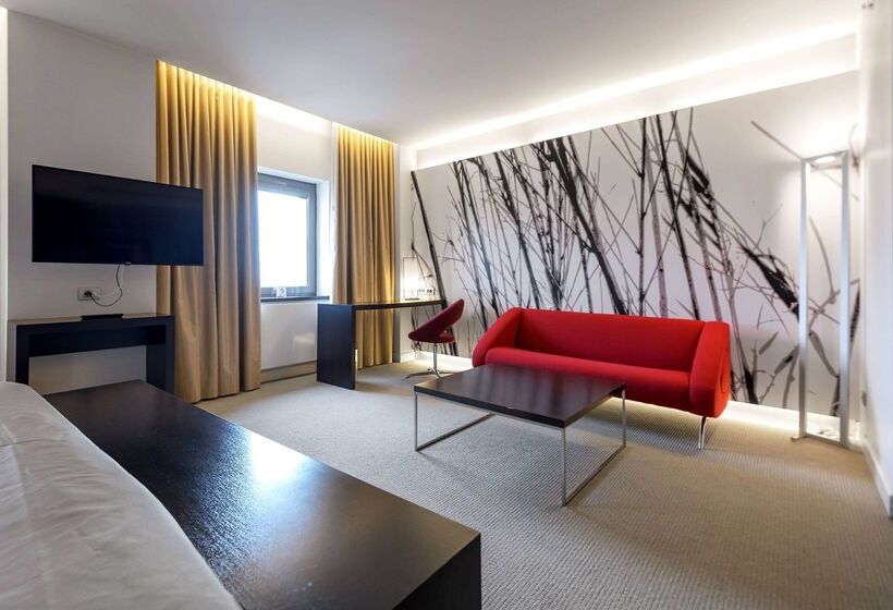 هتل Ramada Plaza By Wyndham Bucharest Convention Center