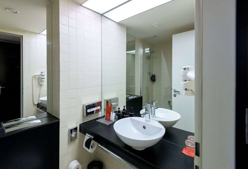 هتل Ramada Plaza By Wyndham Bucharest Convention Center