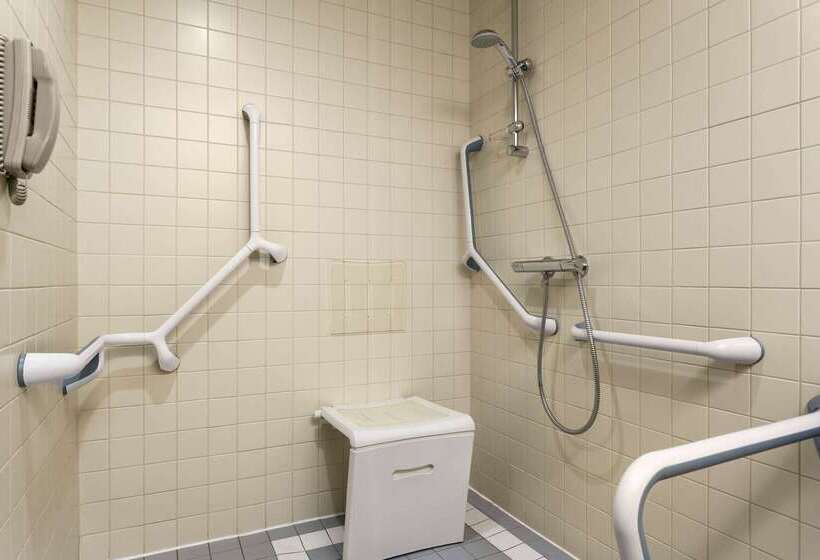 هتل Ramada Plaza By Wyndham Bucharest Convention Center