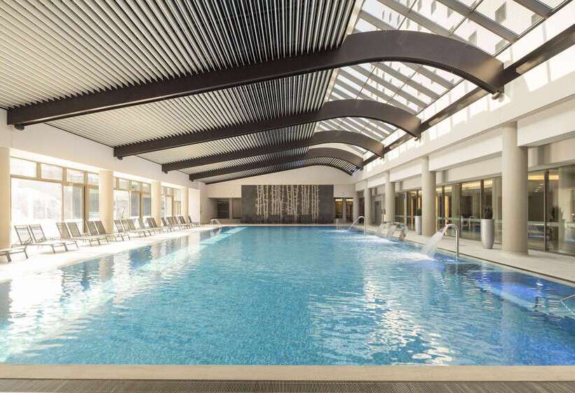 هتل Ramada Plaza By Wyndham Bucharest Convention Center