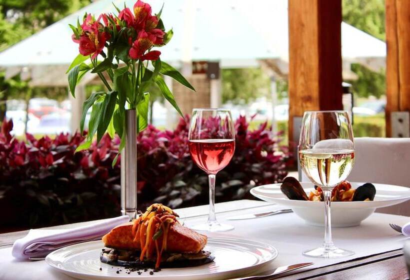 هتل Ramada Plaza By Wyndham Bucharest Convention Center