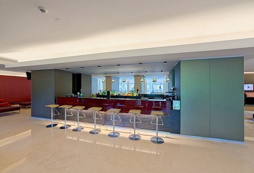 هتل Ramada Plaza By Wyndham Bucharest Convention Center