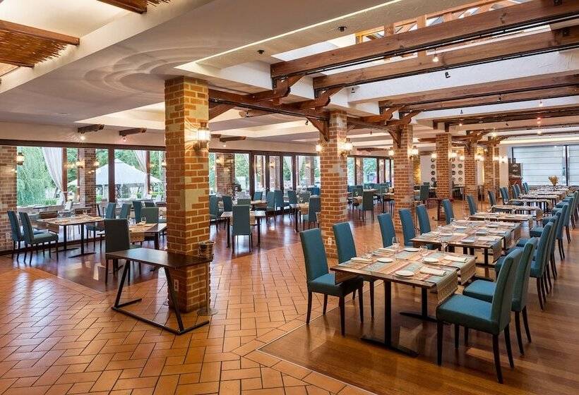 هتل Ramada Plaza By Wyndham Bucharest Convention Center