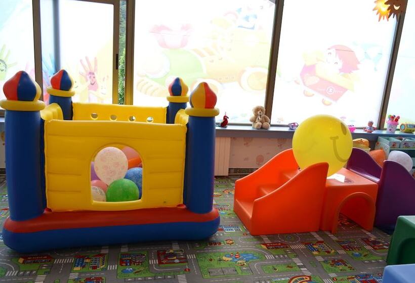 בית מלון כפרי Sinaia