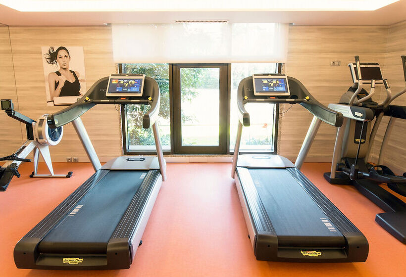 هتل Sana Metropolitan