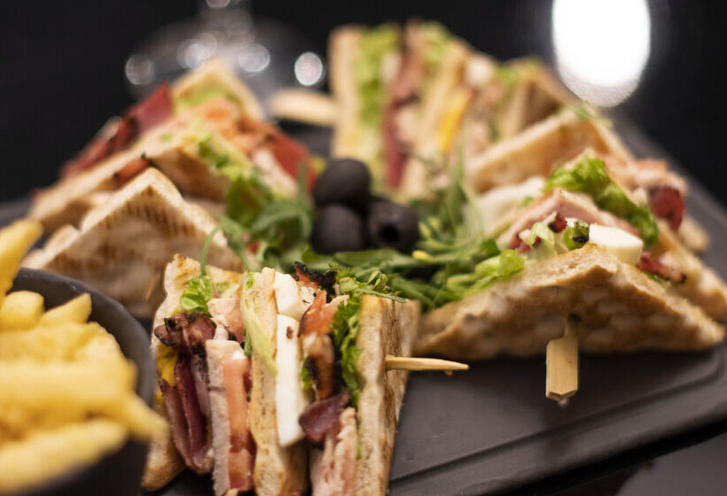 هتل Sana Metropolitan