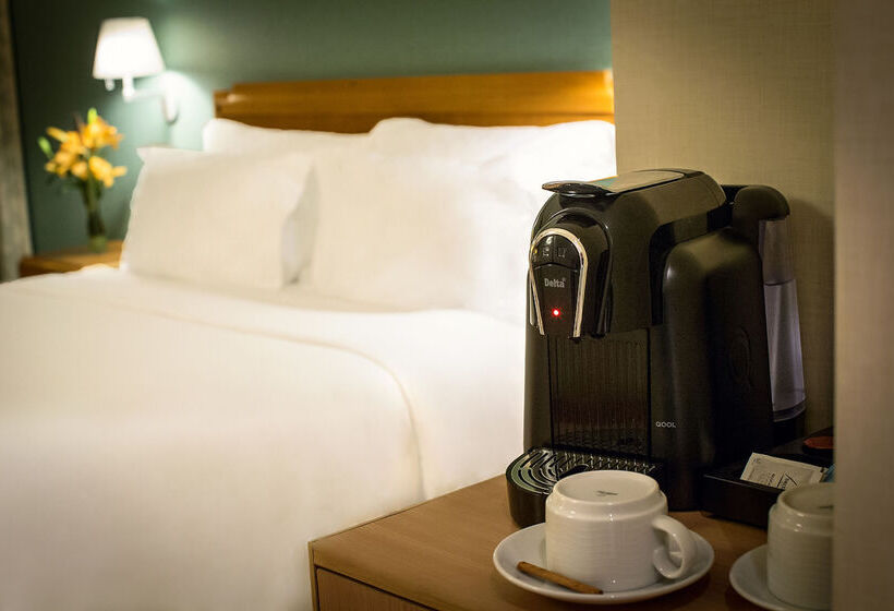 هتل Sana Metropolitan