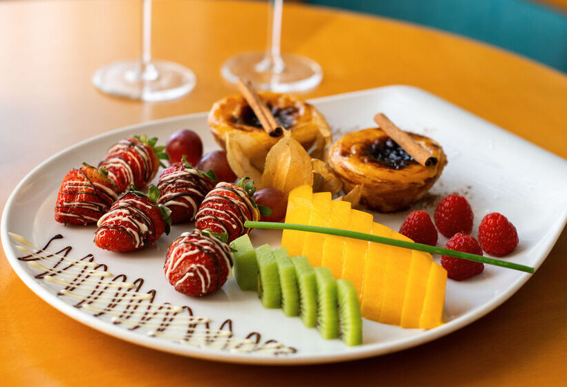 هتل Sana Metropolitan