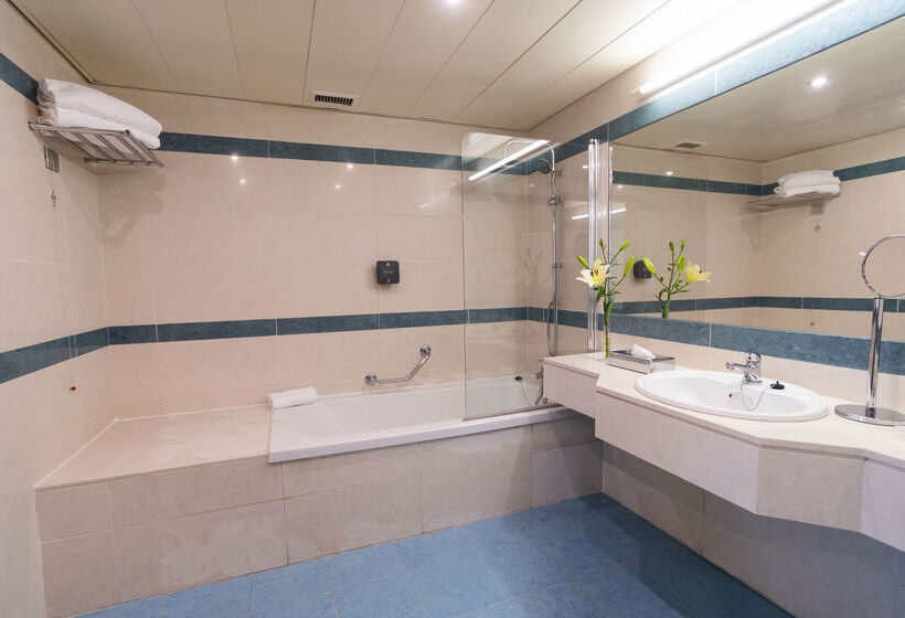 هتل Sana Metropolitan