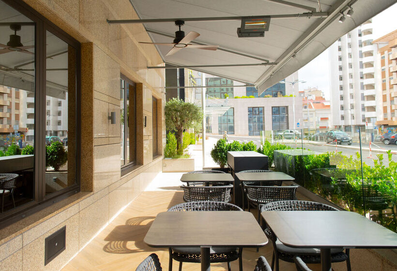 هتل Sana Metropolitan