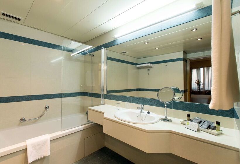 هتل Sana Metropolitan