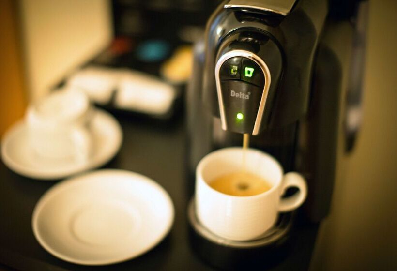 هتل Sana Metropolitan