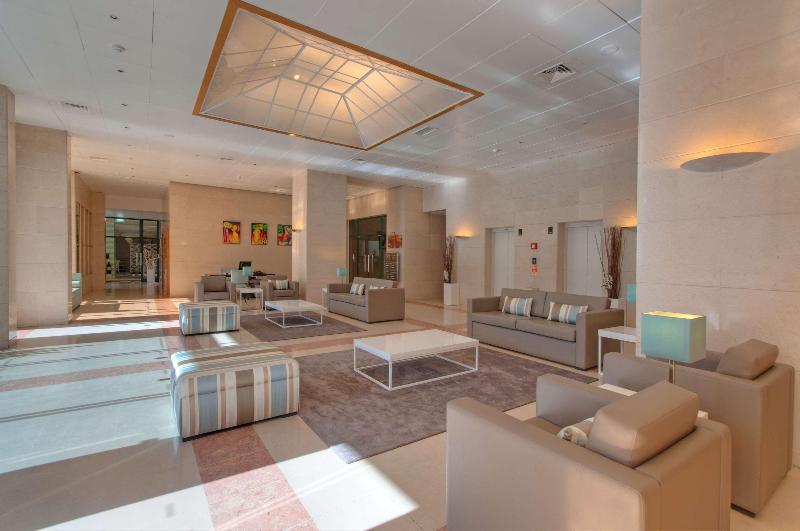 Отель Tryp By Wyndham Montijo Parque