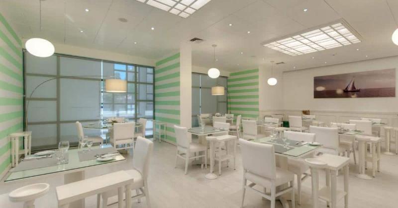 Отель Tryp By Wyndham Montijo Parque