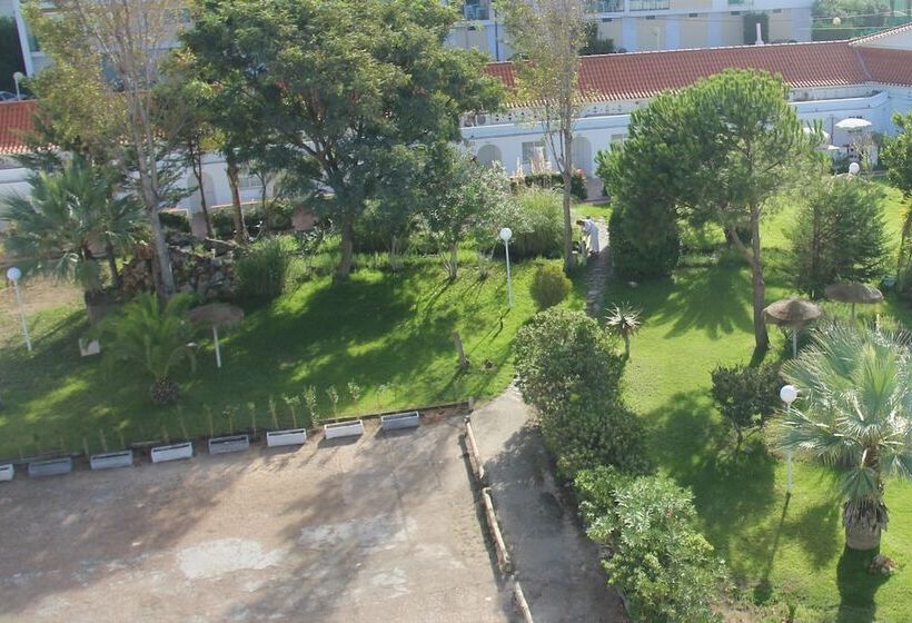 Отель Vasco Da Gama