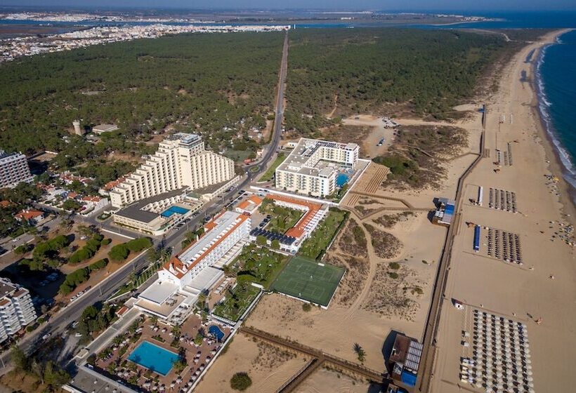 Отель Vasco Da Gama