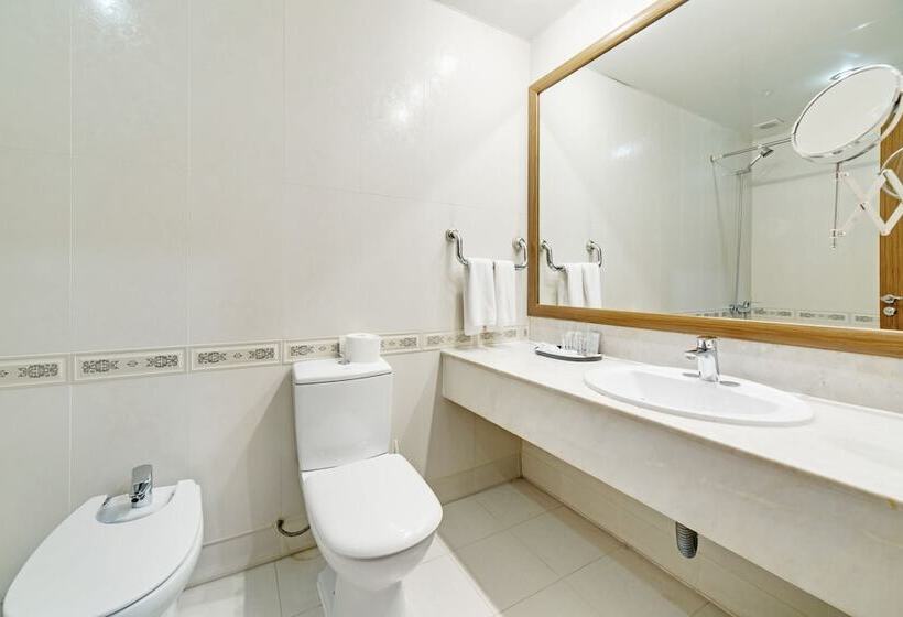 Отель Versailles