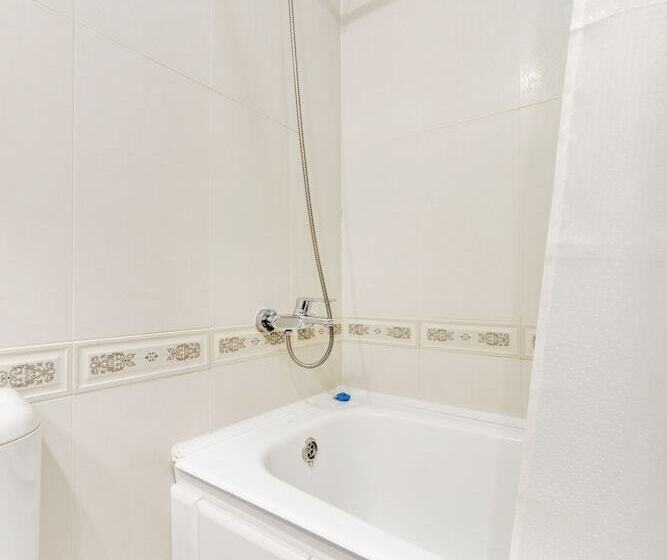 Отель Versailles