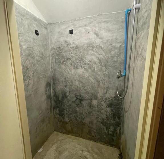 ユースホステル Dpm Koh Tao Diving Hotel & Bar