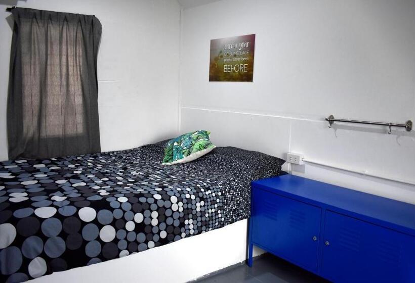 ユースホステル Dpm Koh Tao Diving Hotel & Bar