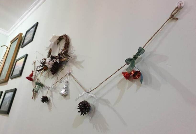 Little Pig Home   Hostel