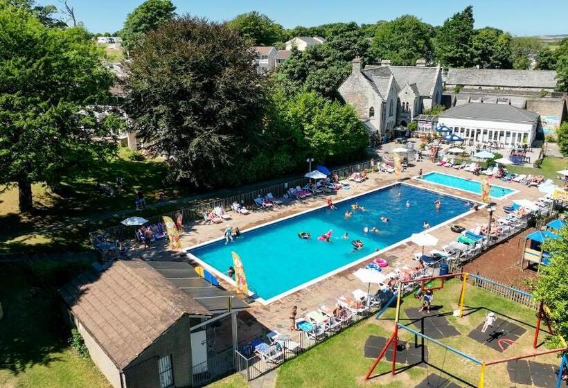 Atlantic Reach Resort