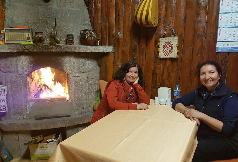 Bed and Breakfast Assos Dr No Pansiyon