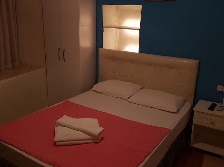 Bed and Breakfast Assos Dr No Pansiyon