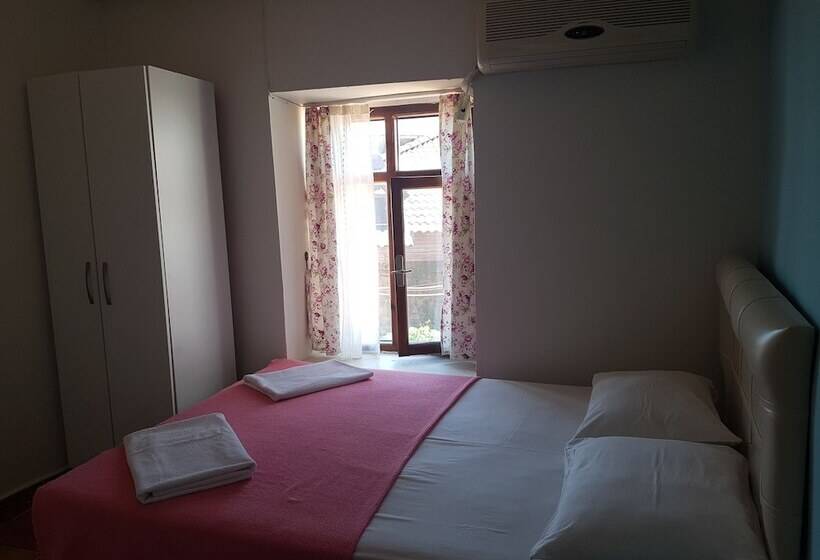 Bed and Breakfast Assos Dr No Pansiyon