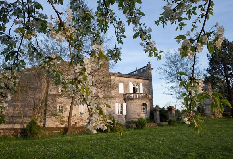 تختخواب و صبحانه Château Latour Segur Suites & Spa