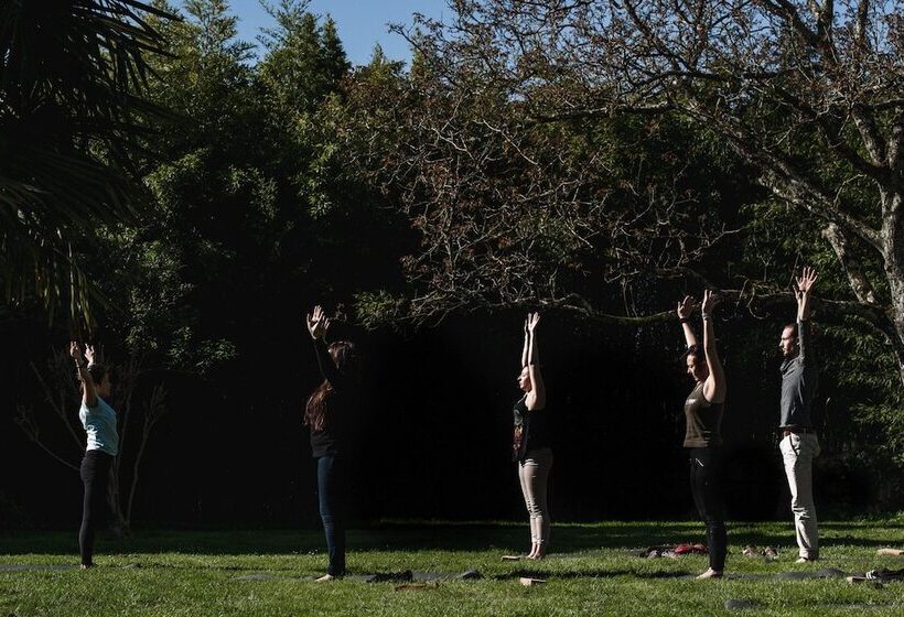 تختخواب و صبحانه Château Latour Segur Suites & Spa