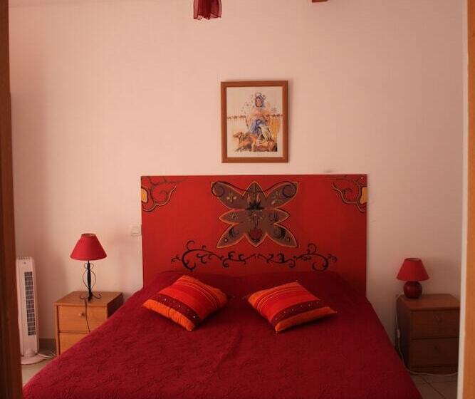 تختخواب و صبحانه Clos Pezat