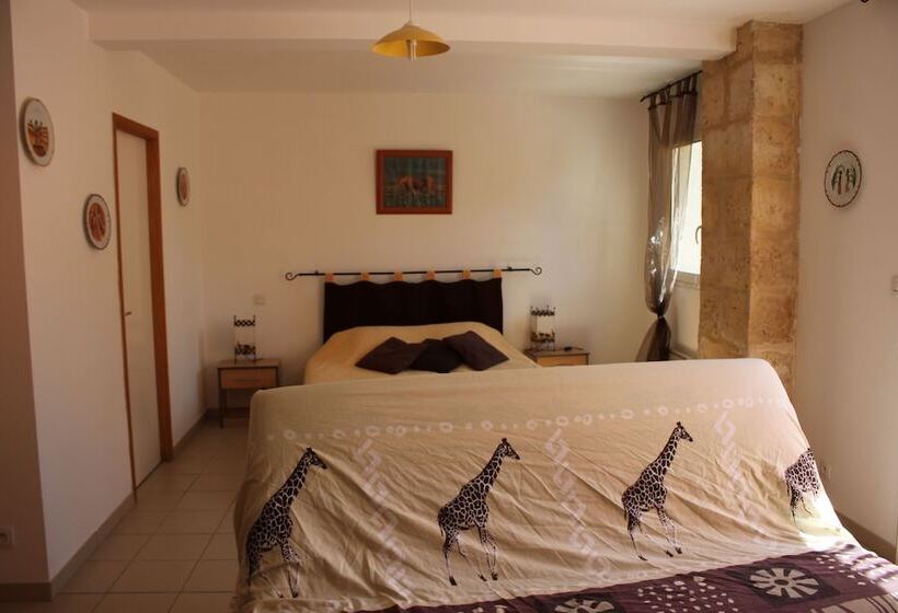 تختخواب و صبحانه Clos Pezat