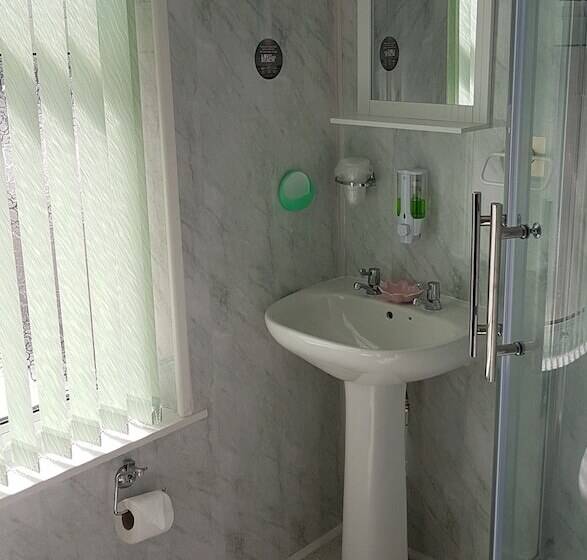 민박 Cumbria Guest House