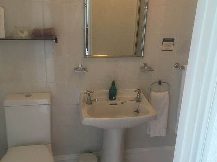 住宿加早餐  Elmswood House