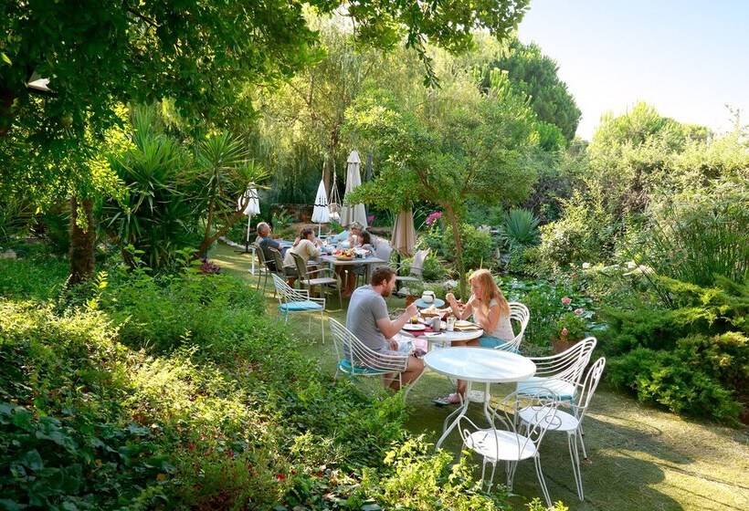 Bed and Breakfast La Villa Des Sens