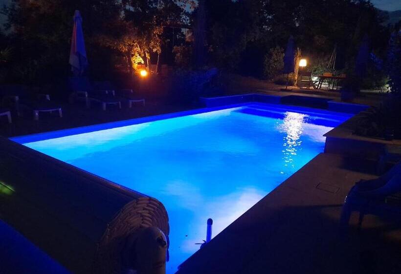 住宿加早餐 La Villa Provençale