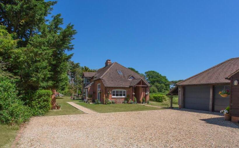 צימר Linden House