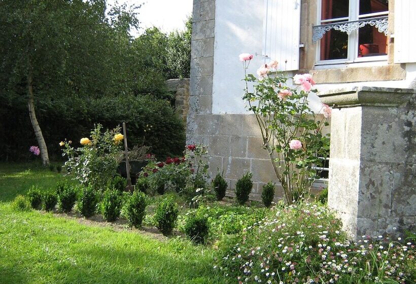 צימר Manoir De Suguensou