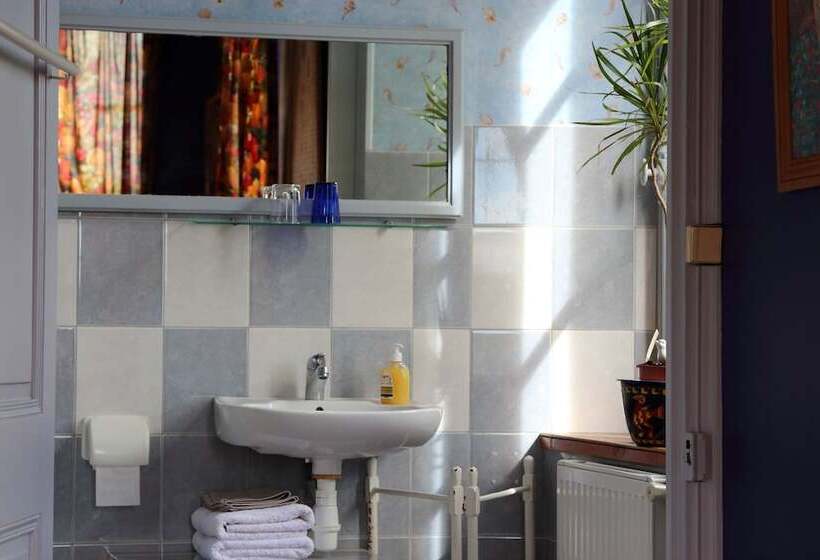 צימר Manoir De Suguensou