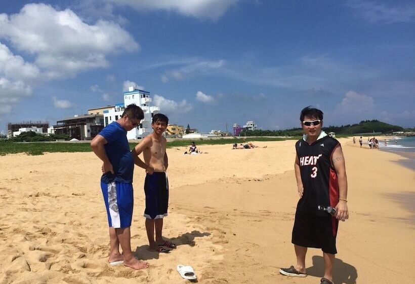 تختخواب و صبحانه Ou Hai You Travel