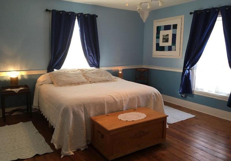 مبيت وإفطار The Nightfall Inn