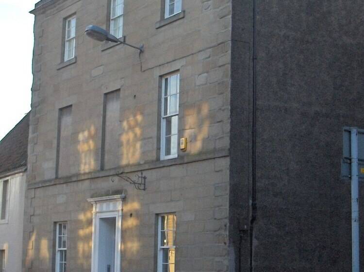 צימר The Old Priory Guesthouse