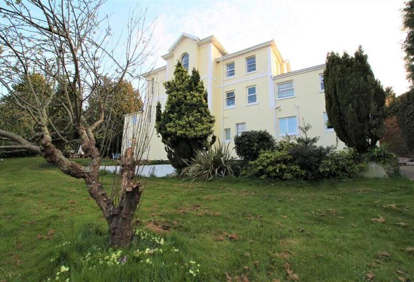 Chelston Dene Holiday Apartments